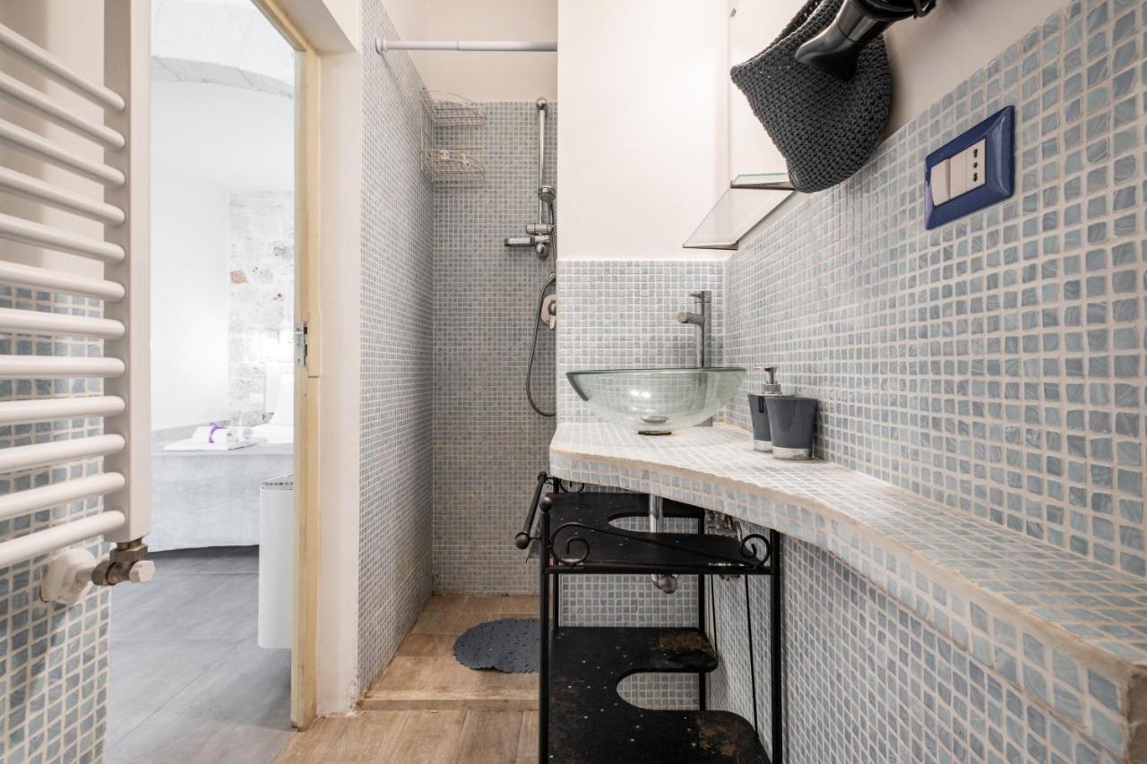 La Casa Nel Vico Pretty Apartment Остуни Экстерьер фото