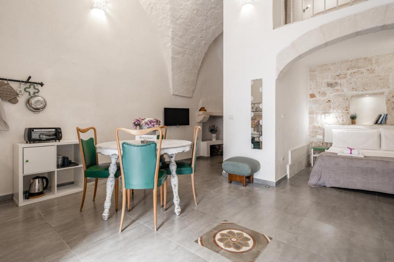 La Casa Nel Vico Pretty Apartment Остуни Экстерьер фото